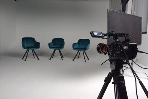 CASTING
