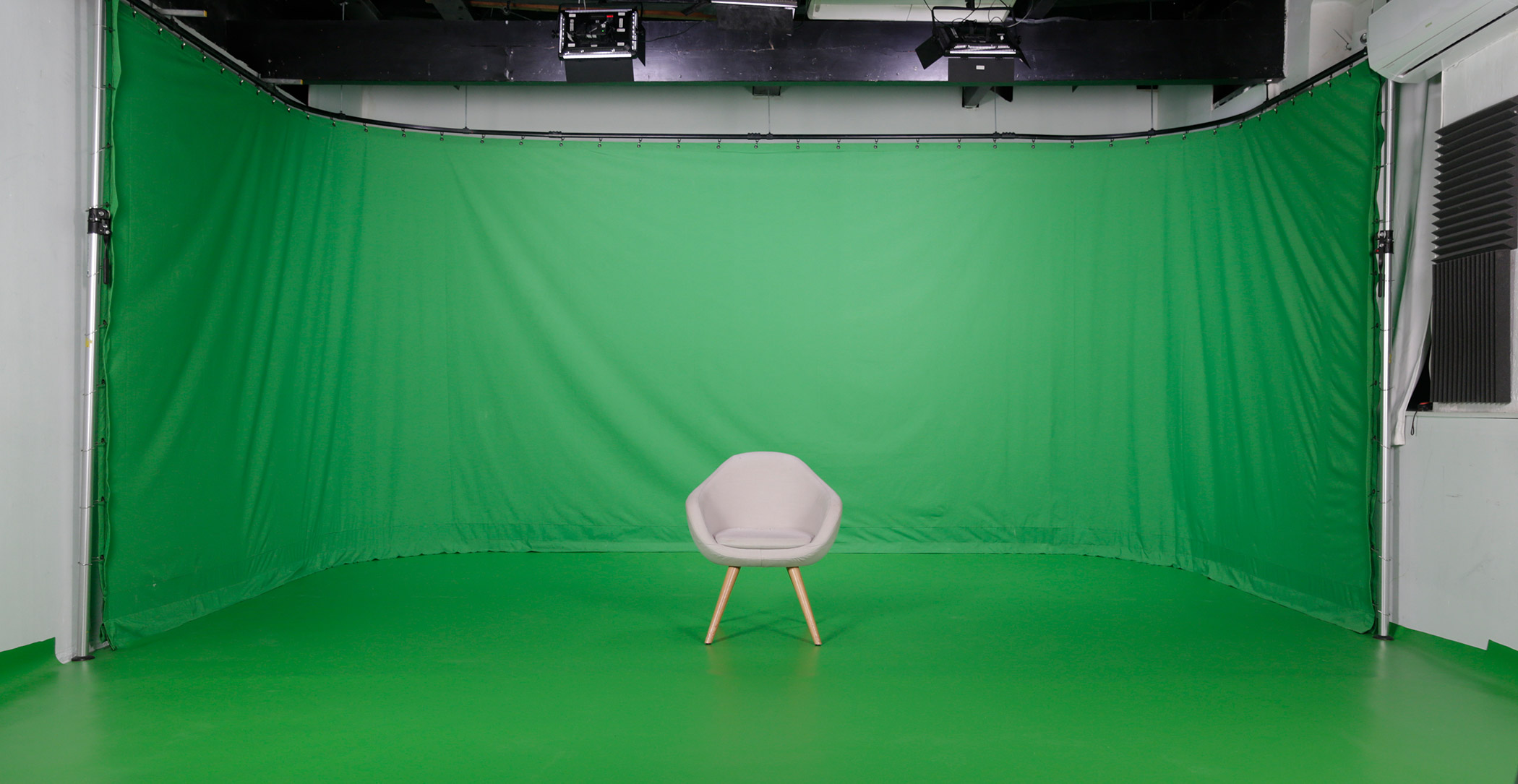 SET 1 Rental in BARCELONA With CYCLORAMA