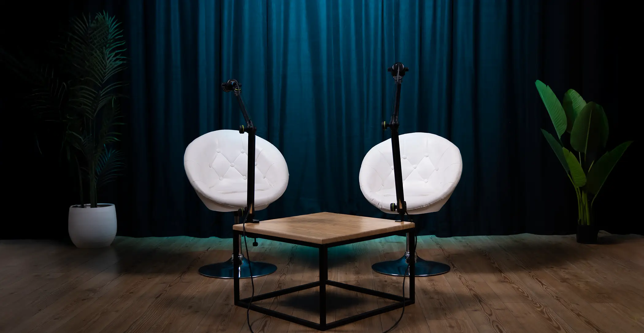 Plató 4 Alquiler de estudio grabación podcast y fotos&video