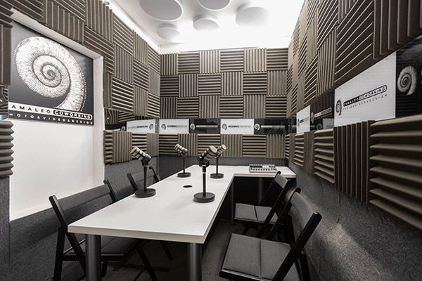 estudio podcast sonido, audio y locución