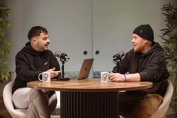 estudio podcast tipo oficina