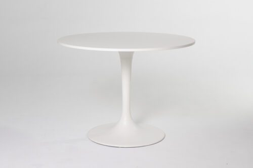 Mesa alta blanca